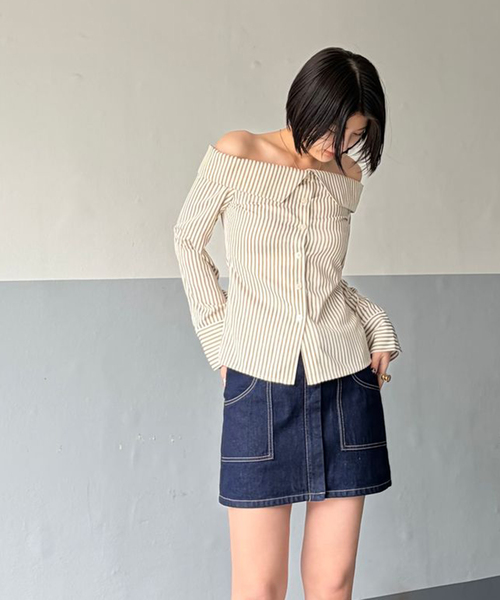 Oriens JOURNAL STANDARD(オリエンス ジャーナルスタンダード)の「オフショルダーシャツ(シャツ/ブラウス・レディース・ベージュ/ブルー系その他・FREE)」の13枚目の写真