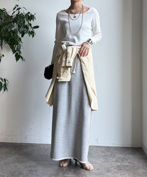 DouDou(ドゥドゥ)の「【REI企画カラーあり】スクエアニットロングスリーブプルオーバー(ニット/セーター・レディース・ブラック/グレイッシュベージュ/ベビーピンク/オフホワイト/ネイビー/ベージュ・FREE)」の7枚目の写真