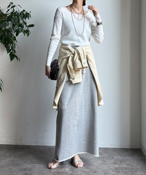 DouDou(ドゥドゥ)の「【REI企画カラーあり】スクエアニットロングスリーブプルオーバー(ニット/セーター・レディース・ブラック/グレイッシュベージュ/ベビーピンク/オフホワイト/ネイビー/ベージュ・FREE)」の8枚目の写真