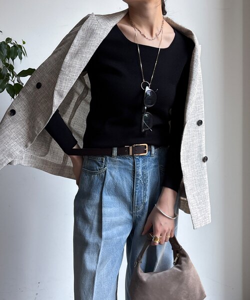 DouDou(ドゥドゥ)の「【REI企画カラーあり】スクエアニットロングスリーブプルオーバー(ニット/セーター・レディース・ブラック/グレイッシュベージュ/ベビーピンク/オフホワイト/ネイビー/ベージュ・FREE)」の20枚目の写真