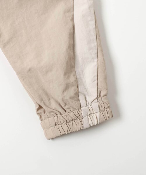 BREEZE（ブリーズ）の「ラインアクティブ ナイロンパンツ_セットアップ可_ジュニア対応（その他パンツ・キッズ・ベージュ/オレンジ/ブラック/サックスブルー・110/100/80/90/130/150/120/140）」の9枚目の写真