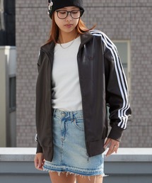 adidas（アディダス）の「adidas/アディダス PLEATHER 3S TT トレフォイルロゴ スリーストライプス レザージャケット 2026年春夏（ブルゾン）」
