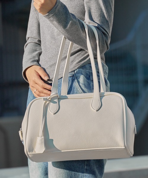 AO2（アオズ）の「Faux Leather Square Shoulder Bag / フェイクレザー スクエアショルダーバッグ 秋 秋服 2026年秋冬（ショルダーバッグ・レディース・ブラック/ホワイト/ブラウン・FREE）」の20枚目の写真