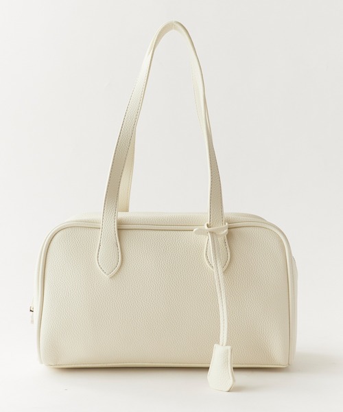 AO2（アオズ）の「Faux Leather Square Shoulder Bag / フェイクレザー スクエアショルダーバッグ 秋 秋服 2026年秋冬（ショルダーバッグ・レディース・ブラック/ホワイト/ブラウン・FREE）」の18枚目の写真