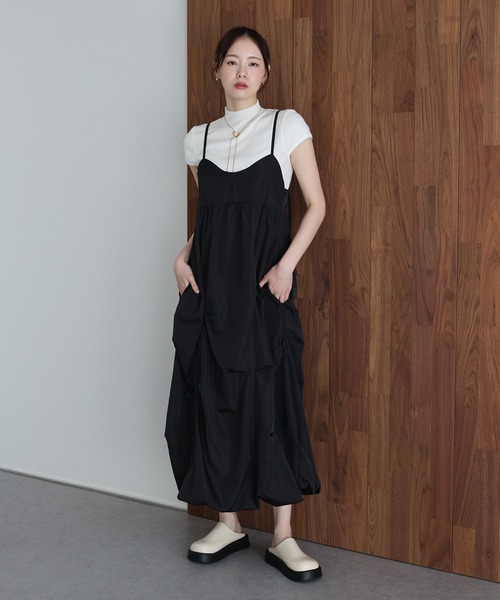 J by blue(ジェイバイブルー)の「ランダムタックバルーンキャミワンピース(ワンピース・レディース・アイボリー/ブラック・MEDIUM)」の16枚目の写真
