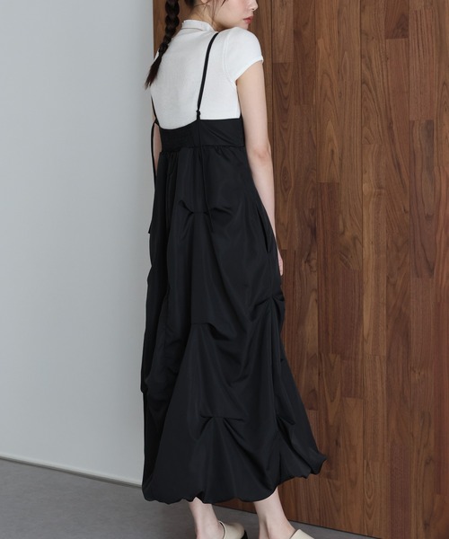 J by blue(ジェイバイブルー)の「ランダムタックバルーンキャミワンピース(ワンピース・レディース・アイボリー/ブラック・MEDIUM)」の21枚目の写真