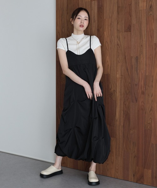 J by blue(ジェイバイブルー)の「ランダムタックバルーンキャミワンピース(ワンピース・レディース・アイボリー/ブラック・MEDIUM)」の17枚目の写真