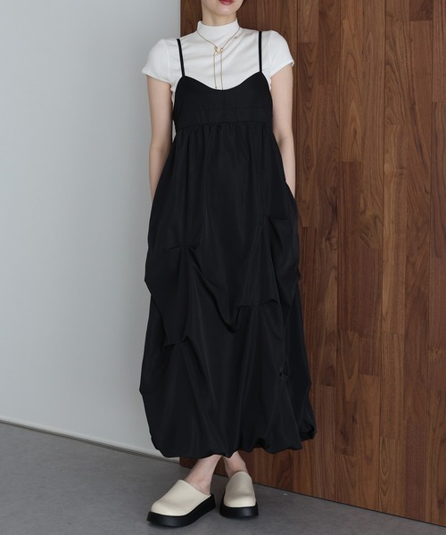 J by blue(ジェイバイブルー)の「ランダムタックバルーンキャミワンピース(ワンピース・レディース・アイボリー/ブラック・MEDIUM)」の19枚目の写真