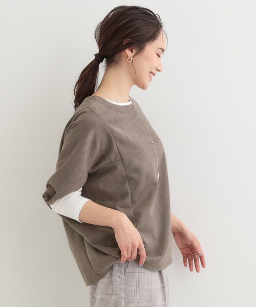 SHOO・LA・RUE（シューラルー）の「【2点セット】体型カバーにも ポンチョ風 スエードトップス+ロンT（その他トップス・レディース・アイボリー/ブラウン系その他/ライトグレー・02/03/04）」の13枚目の写真