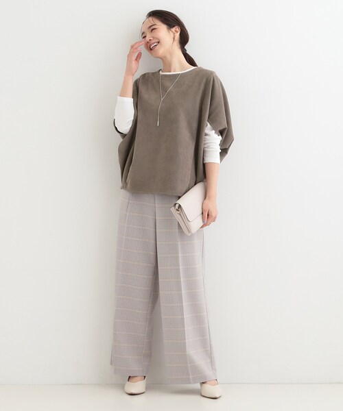 SHOO・LA・RUE（シューラルー）の「【2点セット】体型カバーにも ポンチョ風 スエードトップス+ロンT（その他トップス・レディース・アイボリー/ブラウン系その他/ライトグレー・02/03/04）」の14枚目の写真