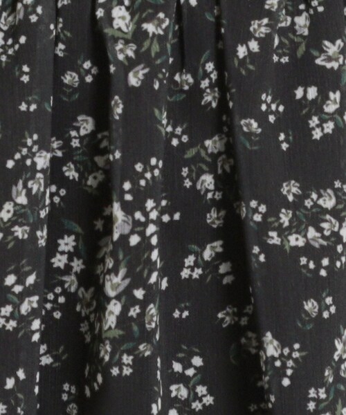 couture brooch（クチュールブローチ）の「【洗える・着映え】楊柳小花シャーリングワンピース（ワンピース・レディース・アイボリー系/ブルー系5/ブラック系・42/40/38/36）」の14枚目の写真