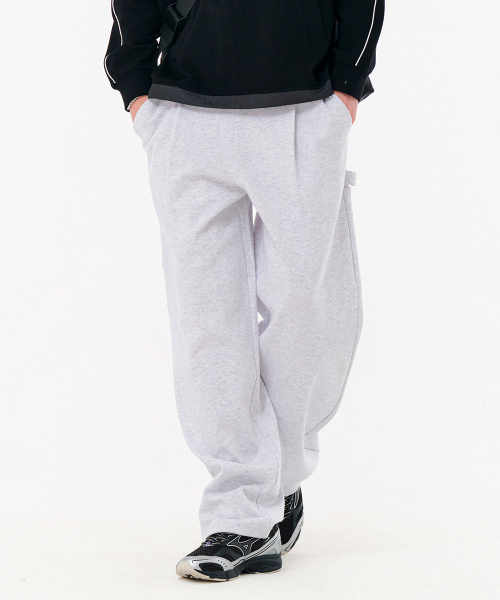 CHASECULT（チェイスカルト）の「共用ワンタックワイドウォームアップパンツ-FARU7231B0E（スウェットパンツ・メンズ・ライトグレー・70/76/82/86/67）」の4枚目の写真