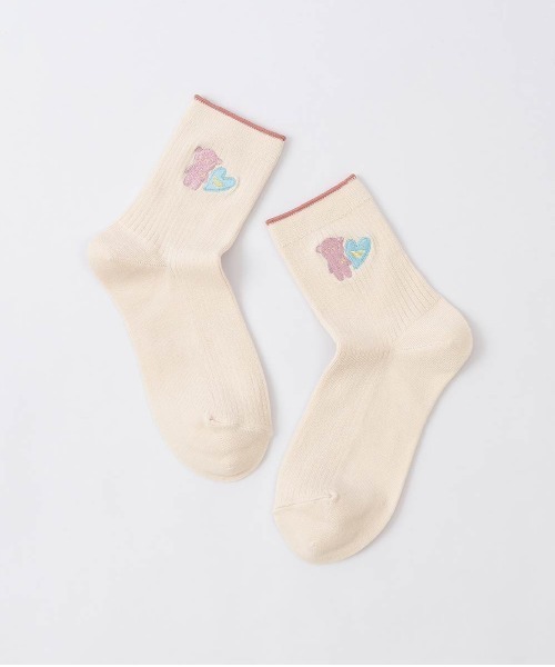 EMPORIO ARMANI（エンポリオアルマーニ）の「EMPORIO ARMANI ハートマンガベア ショートソックス 03447206（ソックス/靴下・レディース・オフホワイト/ライトグレー/ブラック/ライトピンク・23-25cm）」の5枚目の写真