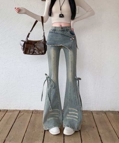 おしゃれスタ(オシャレスタ)の「スカートレイヤード風 フレアデニムパンツ(デニムパンツ・レディース・ブルー・L)」の8枚目の写真
