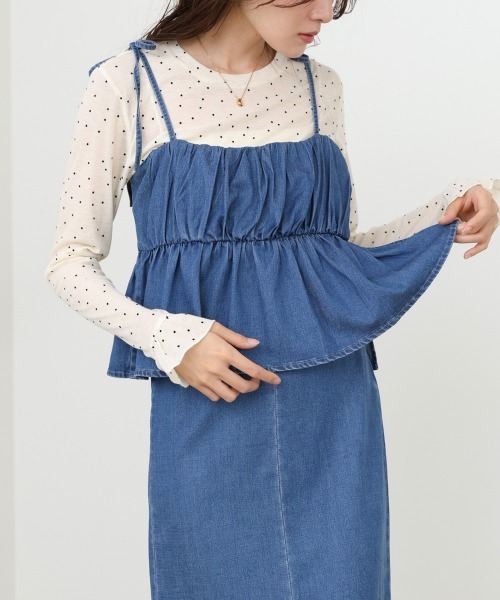 Bab(バブ)の「【選べるサイズ展開】デニムペプラムギャザーキャミワンピース(ワンピース・レディース・ライトブルー/ブルー・M/S)」の12枚目の写真
