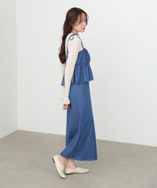 Bab(バブ)の「【選べるサイズ展開】デニムペプラムギャザーキャミワンピース(ワンピース・レディース・ライトブルー/ブルー・M/S)」の16枚目の写真
