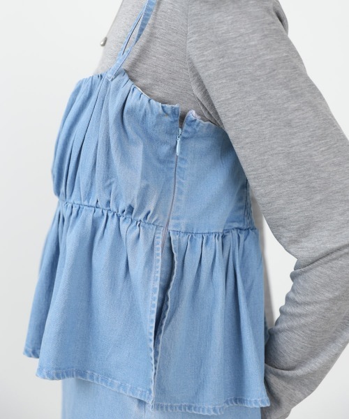 Bab(バブ)の「【選べるサイズ展開】デニムペプラムギャザーキャミワンピース(ワンピース・レディース・ライトブルー/ブルー・M/S)」の9枚目の写真
