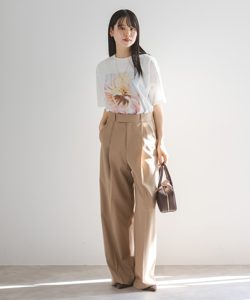 Noble(ノーブル)の「フラワーフォトプリントT(Tシャツ/カットソー・レディース・ライトホワイト/ホワイト系その他/ホワイト/ホワイト×ホワイト・FREE)」の7枚目の写真