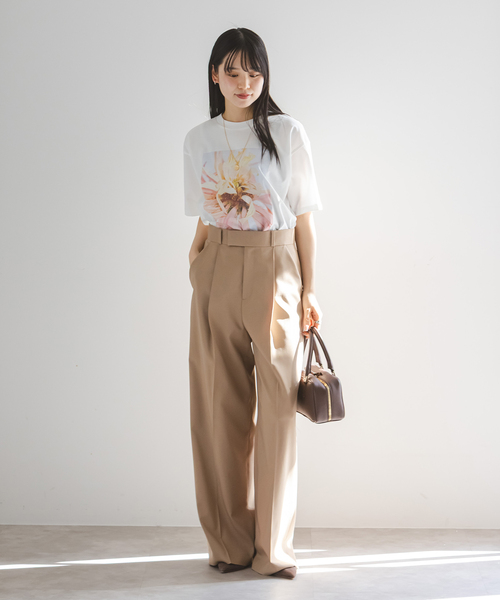 Noble(ノーブル)の「フラワーフォトプリントT(Tシャツ/カットソー・レディース・ライトホワイト/ホワイト系その他/ホワイト/ホワイト×ホワイト・FREE)」の12枚目の写真