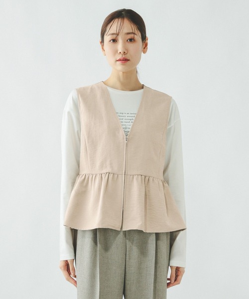 GLOBAL WORK(グローバルワーク)の「ピーチサテンベスト/636611(ベスト・レディース・ライトベージュ/グレー・MEDIUM/LARGE)」の11枚目の写真