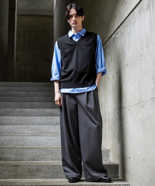 CLEL（クレイル）の「【CLEL】Basic Embroidered V-Neck Knit Vest / ベーシック 刺繍Vネックニットベスト（ベスト・メンズ・ブラック/ダークネイビー/グレー・S/XS/L/M）」の10枚目の写真