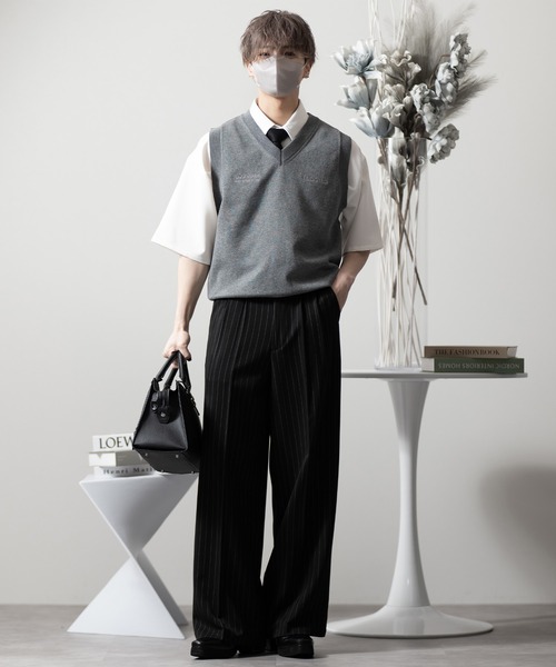 CLEL（クレイル）の「【CLEL】Basic Embroidered V-Neck Knit Vest / ベーシック 刺繍Vネックニットベスト（ベスト・メンズ・ブラック/ダークネイビー/グレー・S/XS/L/M）」の17枚目の写真