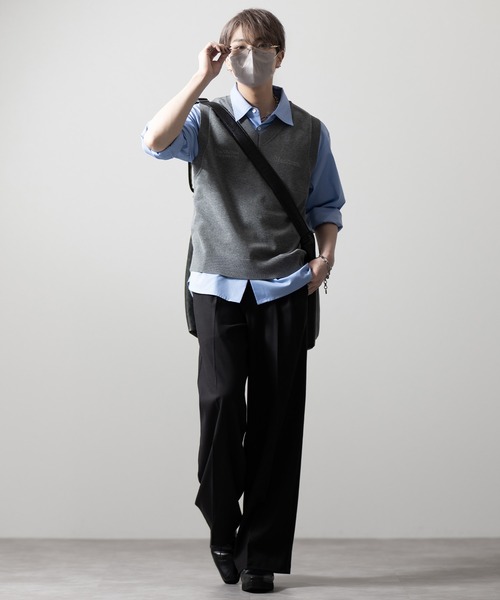 CLEL（クレイル）の「【CLEL】Basic Embroidered V-Neck Knit Vest / ベーシック 刺繍Vネックニットベスト（ベスト・メンズ・ブラック/ダークネイビー/グレー・S/XS/L/M）」の19枚目の写真