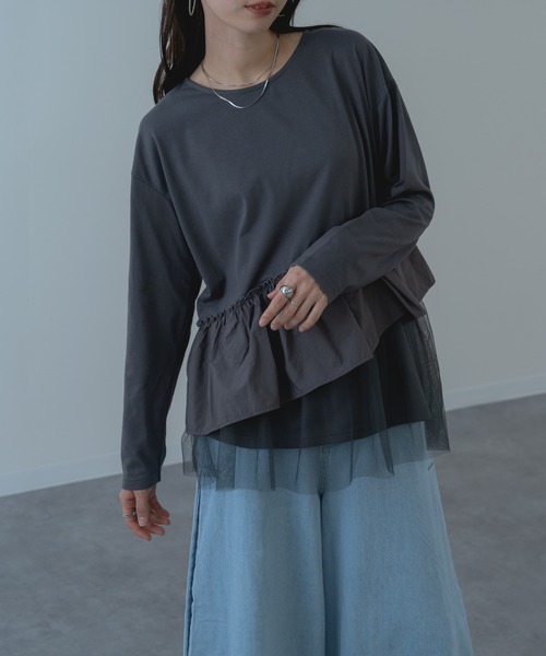 refinedworks（リファインドワークス）の「【refinedworks】チュール × 布帛重ね デザイン プルオーバー ！（Tシャツ/カットソー・レディース・ホワイト/グレー/チャコールグレー・FREE）」の2枚目の写真