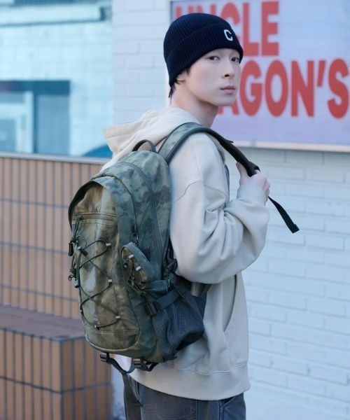 COVERNAT(カバーナット)の「NEW AUTHENTIC MOSS 31L BACKPACK(バックパック/リュック・メンズ・カーキ/ネイビー・FREE)」の1枚目の写真