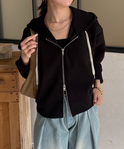 Thevon(ゼボン)の「Wジップボンディングパーカー(パーカー・レディース・グレー/ブラック/アイボリー・FREE)」の2枚目の写真