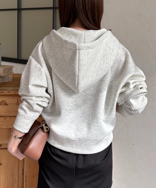 Thevon(ゼボン)の「Wジップボンディングパーカー(パーカー・レディース・グレー/ブラック/アイボリー・FREE)」の6枚目の写真