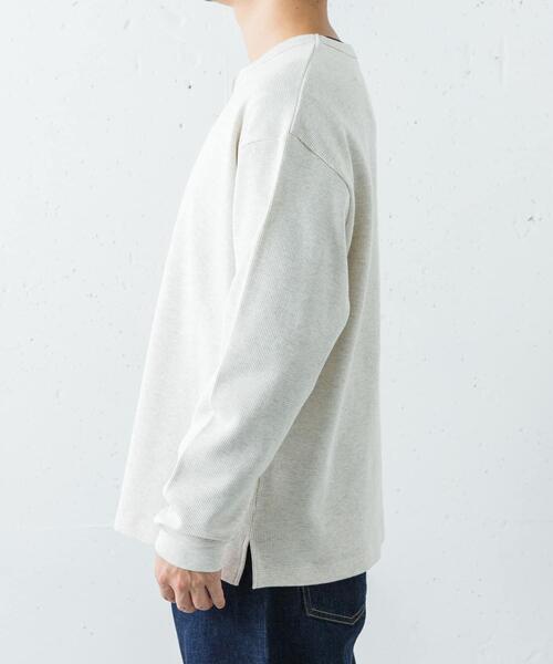 URBAN RESEARCH(アーバンリサーチ)の「『UR TECH』度詰めワッフルロングスリーブ(Tシャツ/カットソー・メンズ・ライトグレー/ブラック/ホワイト/オートミール・SMALL/X-LARGE/LARGE/MEDIUM)」の16枚目の写真