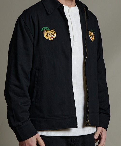 Coffee & Cigarettes(コーヒーアンドシガレッツ)の「2D45 TIGER デザイン スイングトップ ジャケット(ブルゾン・メンズ・ブラック・L/XL/M)」の9枚目の写真