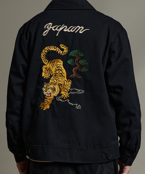Coffee & Cigarettes(コーヒーアンドシガレッツ)の「2D45 TIGER デザイン スイングトップ ジャケット(ブルゾン・メンズ・ブラック・L/XL/M)」の11枚目の写真