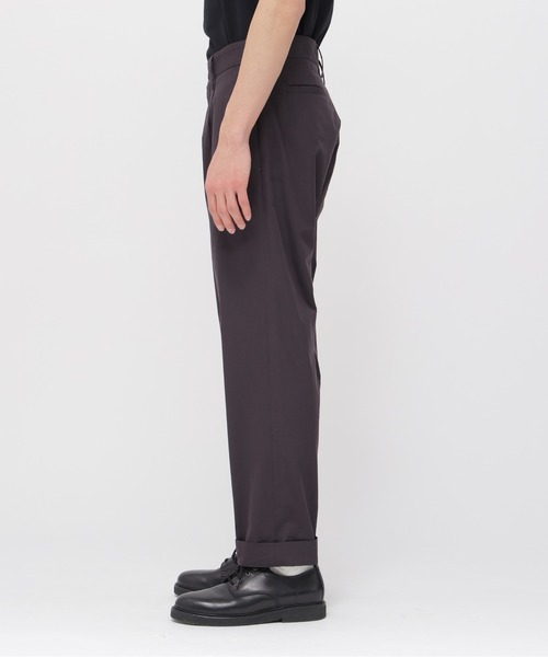 MARGARET HOWELL(マーガレットハウエル)の「COTTON SILK PLAINWEAVE(その他パンツ・メンズ・ベージュ/ダークブラウン・SMALL/MEDIUM/LARGE/X-LARGE)」の7枚目の写真