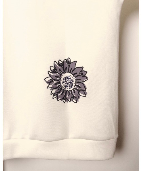ATELANE（アテレーン）の「ATELANE/ダンボールポンチ ランダムフラワー刺繍 L/S TEE（Tシャツ/カットソー・メンズ・ブラウン/オフホワイト・MEDIUM/LARGE）」の12枚目の写真