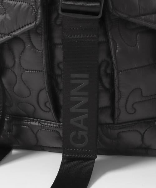 GANNI(ガニー)の「GANNI RE-TECH QUILTED BACKPACK(バックパック/リュック・レディース・ブラック・-)」の2枚目の写真