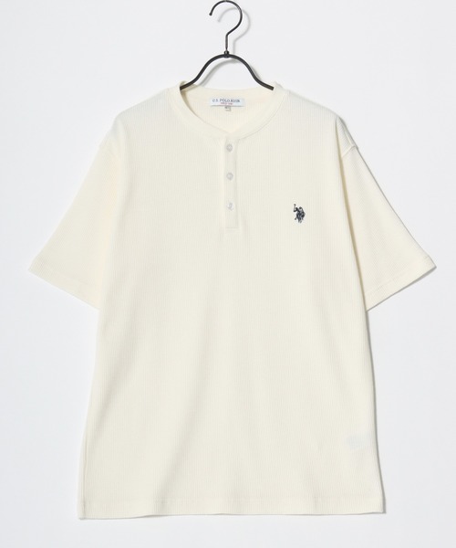 U.S. POLO ASSN.（ユーエスポロアッスン）の「U.S. POLO ASSN./ユーエスポロアッスン 別注 ワッフル/サーマル 無地 ロゴ ワンポイント刺繍 ヘンリーネック 半袖Tシャツ/レディース メンズ（Tシャツ/カットソー・メンズ・ブラック/スミクロ/ネイビー/ホワイト・M/L/LL）」の9枚目の写真
