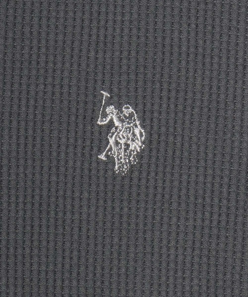 U.S. POLO ASSN.（ユーエスポロアッスン）の「U.S. POLO ASSN./ユーエスポロアッスン 別注 ワッフル/サーマル 無地 ロゴ ワンポイント刺繍 ヘンリーネック 半袖Tシャツ/レディース メンズ（Tシャツ/カットソー・メンズ・ブラック/スミクロ/ネイビー/ホワイト・M/L/LL）」の20枚目の写真