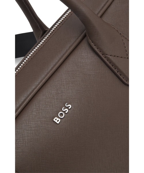 BOSS(ボス)の「グレイン ドキュメントケース ポリッシュメタルロゴ(ビジネスバッグ・メンズ・グリーン・ONESIZE)」の4枚目の写真