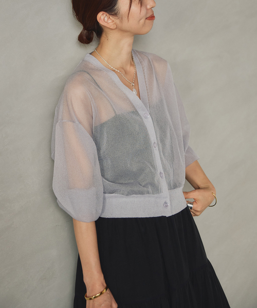 VERMEIL par iena(ヴェルメイユパーイエナ)の「シアーVネックカーディガン(カーディガン/ボレロ・レディース・ブラック/チャコールグレー/ライトグリーン・FREE)」の22枚目の写真