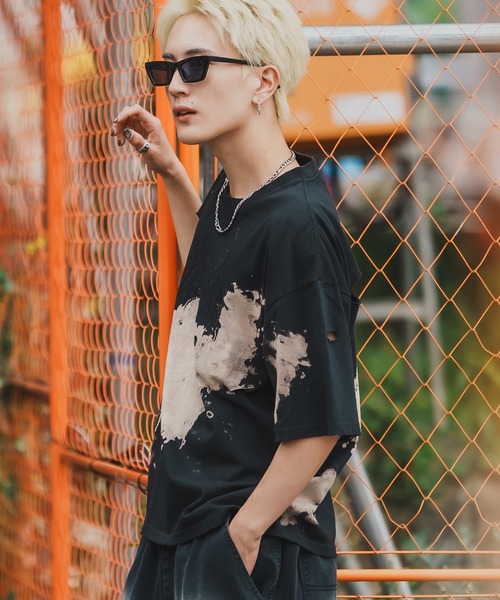 En serio TOKYO(エンソリオトーキョー)の「【SIDEWAYSTANCE】サンダーロゴ半袖グランジTシャツ 70477(Tシャツ/カットソー・メンズ・ブラウン/ブラック・SMALL/MEDIUM/LARGE/X-LARGE)」の15枚目の写真