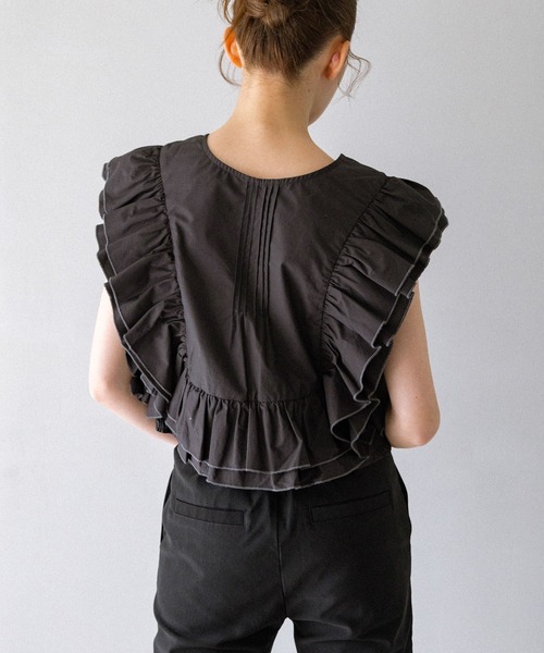 KBF（ケイビーエフ）の「2WAYバイカラーフリルブラウス（シャツ/ブラウス・レディース・ベージュ/ブラック/ブルー・ONE）」の7枚目の写真
