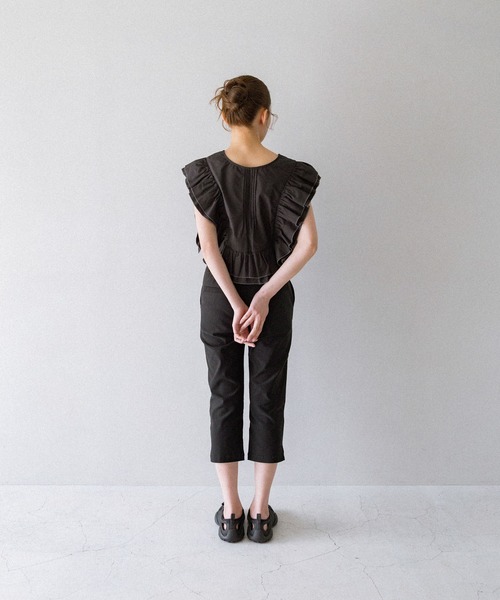 KBF（ケイビーエフ）の「2WAYバイカラーフリルブラウス（シャツ/ブラウス・レディース・ベージュ/ブラック/ブルー・ONE）」の10枚目の写真