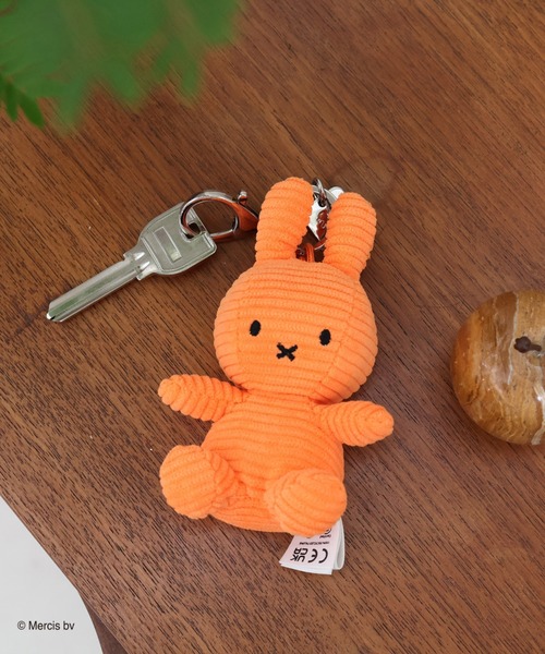Dick Bruna（ディックブルーナ）の「BON TON TOYS Miffy keychain Corduroy（キーホルダー・レディース・オレンジ/ターコイズブルー・FREE）」の4枚目の写真
