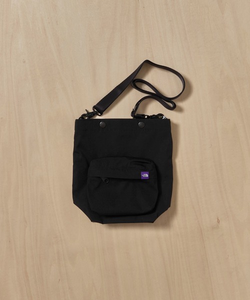 THE NORTH FACE PURPLE LABEL（ザ ノースフェイス パープルレーベル）の「【THE NORTH FACE Purple Label】Mountain Wind Multi Bag（ショルダーバッグ・メンズ・ベージュ/ブラック・FREE）」の3枚目の写真