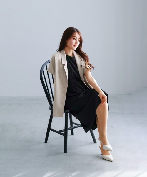 White Collection(ホワイトコレクション)の「【接触冷感・UVカット・速乾・洗える】ライトシャンブレー・フレンチスリーブジャケット(テーラードジャケット・レディース・ネイビー/ベージュ/グレー・L/M)」の7枚目の写真