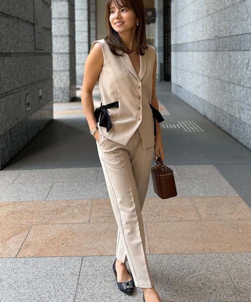 ST.ROONEY（セントルーニー）の「テーパードタックパンツRefine【低身長・小柄女性向け】（スラックス・レディース・ブラック/ホワイト/ピンク/ネイビー/ベージュ・XS）」の6枚目の写真