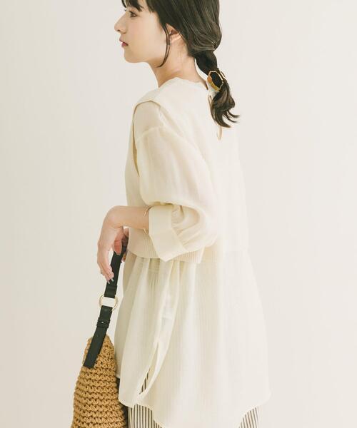 ITEMS URBANRESEARCH(アイテムズ アーバンリサーチ)の「ニットベストドッキングシャツ(シャツ/ブラウス・レディース・オフホワイト/ブラック・FREE)」の14枚目の写真