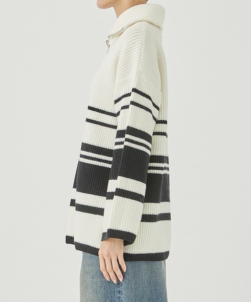WRAPINKNOT（ラッピンノット）の「[WRAPINKNOT/ラッピンノット]EX.OVERSIZE BORDER KNIT（ニット/セーター・レディース・カーキ/アイボリー・0）」の5枚目の写真